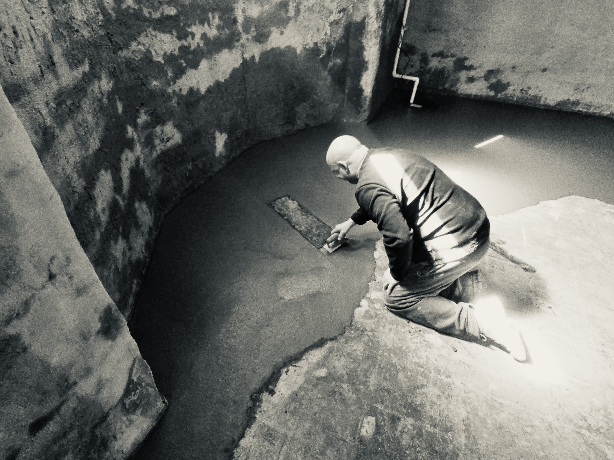 Drain tile basement waterproofing