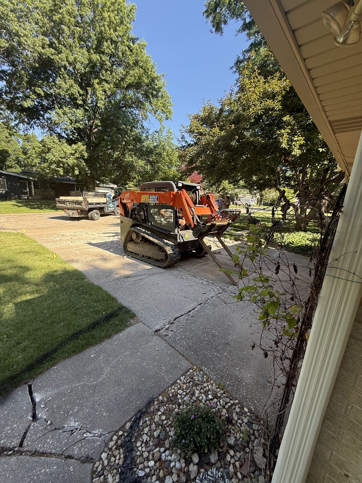 Concrete driveway replacement in Moline, Illinois by Behncke Construction 3