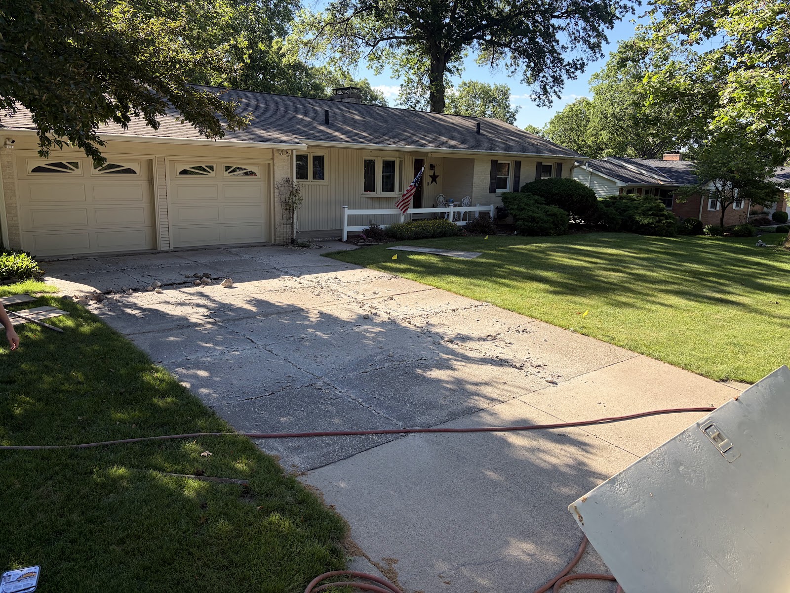 Concrete driveway replacement in Moline, Illinois by Behncke Construction 4