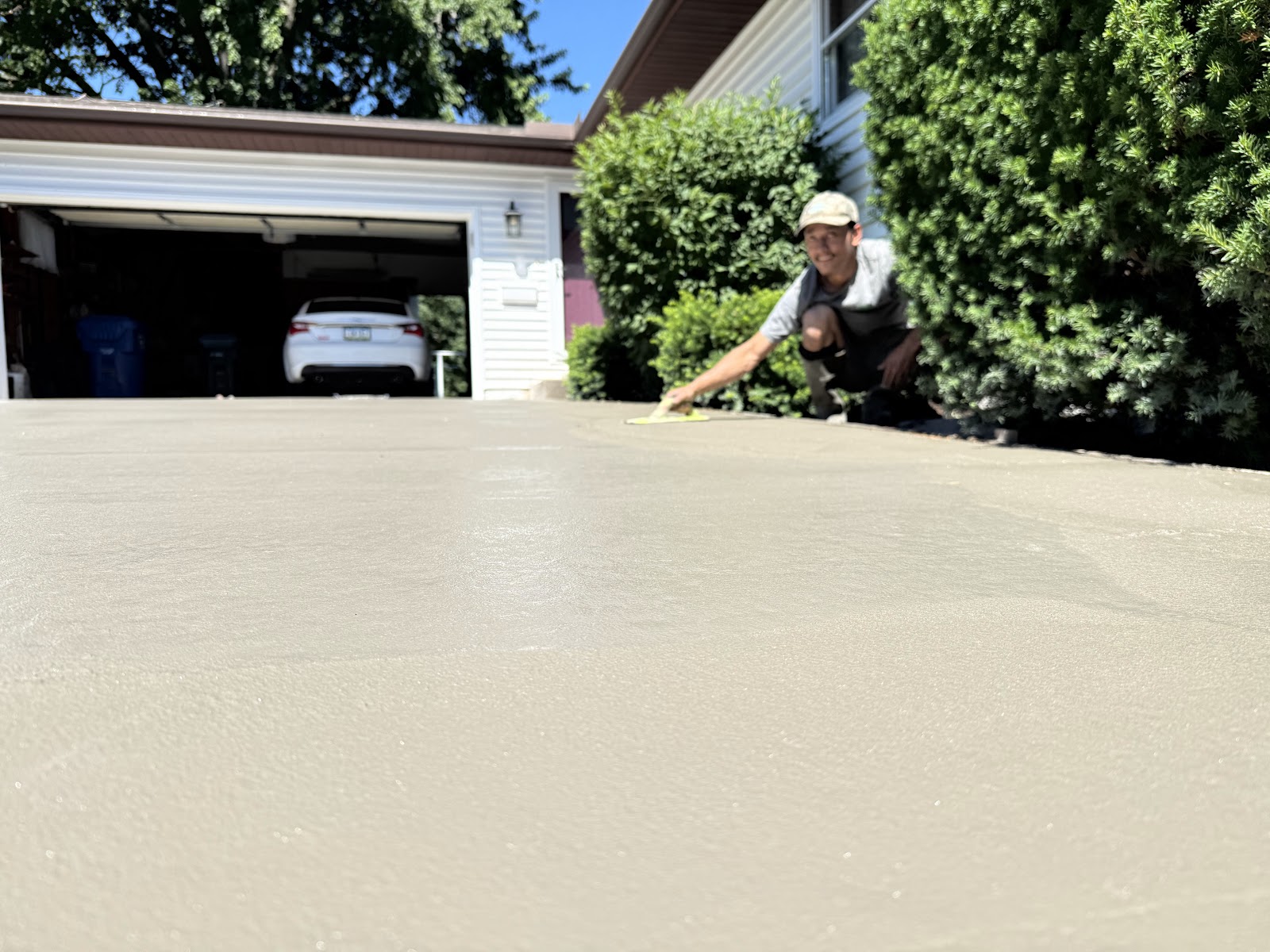 Concrete driveway replacement in Davenport, Iowa by Behncke Construction 10