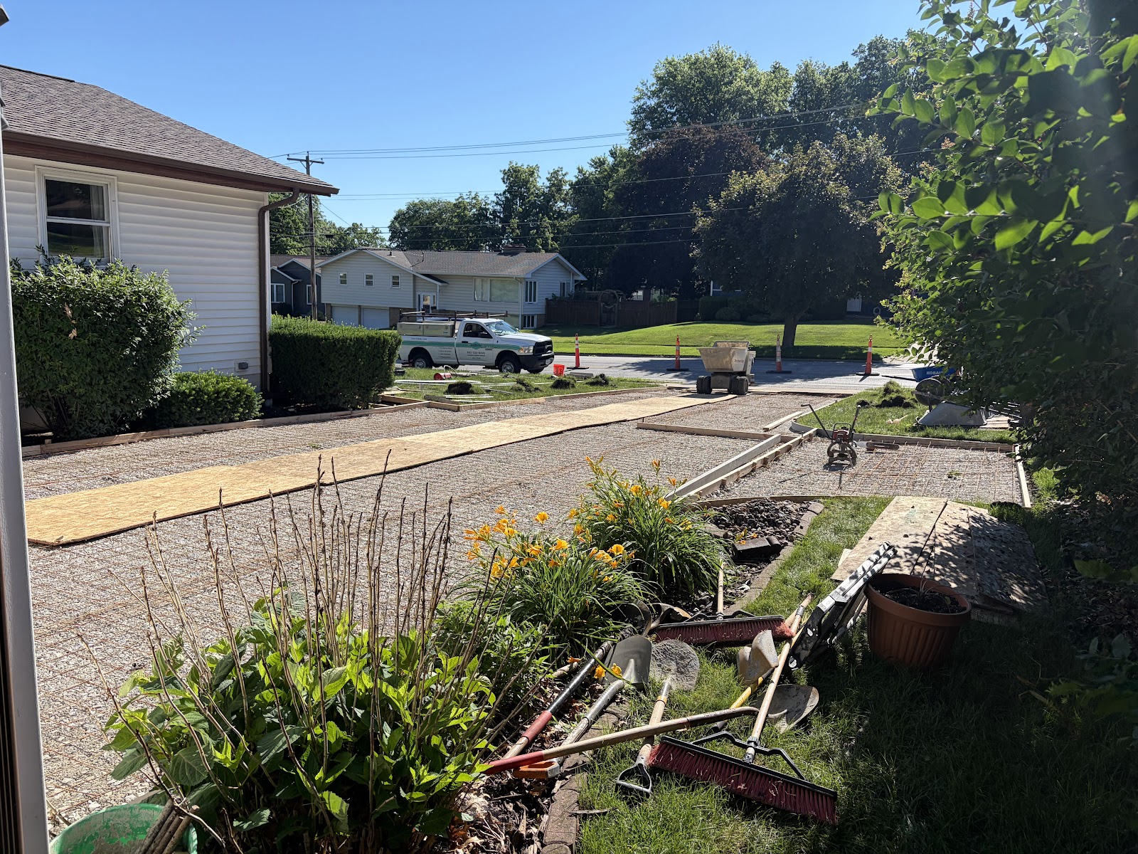 Concrete driveway replacement in Davenport, Iowa by Behncke Construction 6