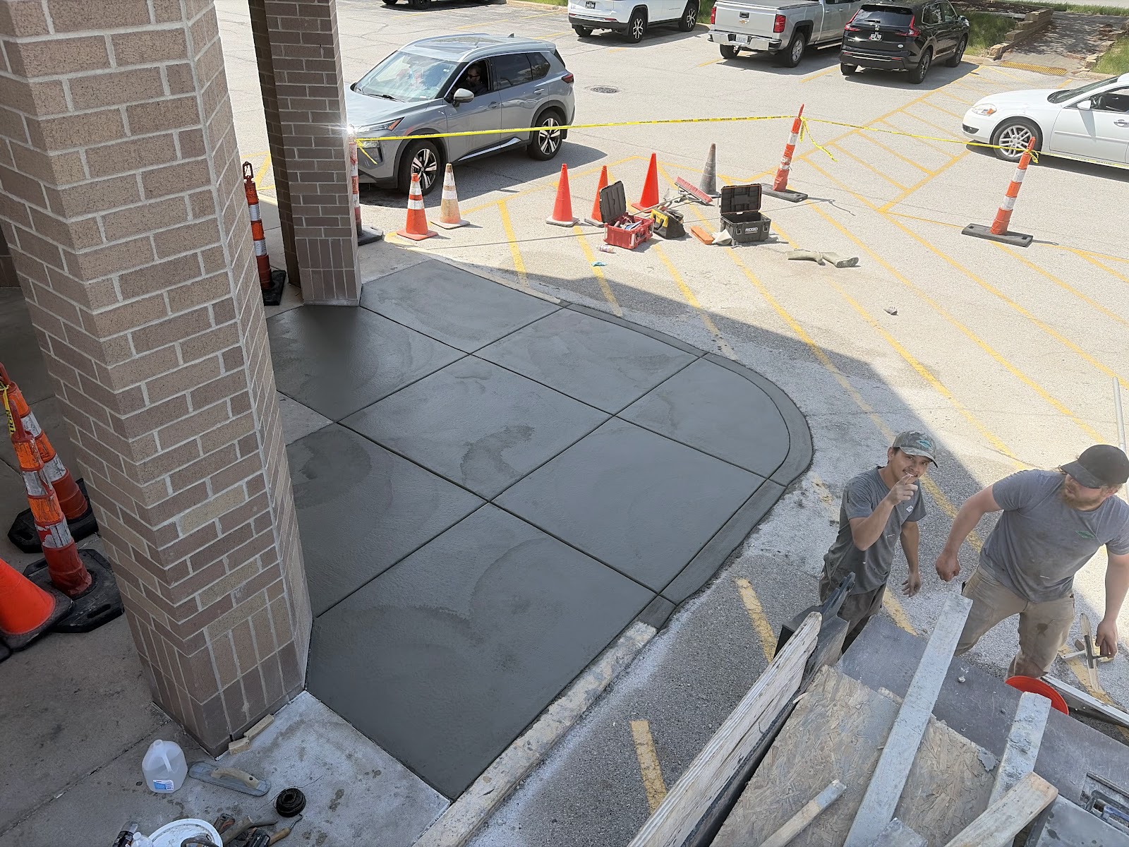 Concrete sidewalk and entryway replacement at Walgreens in Bettendorf, Iowa by Behncke Construction 16